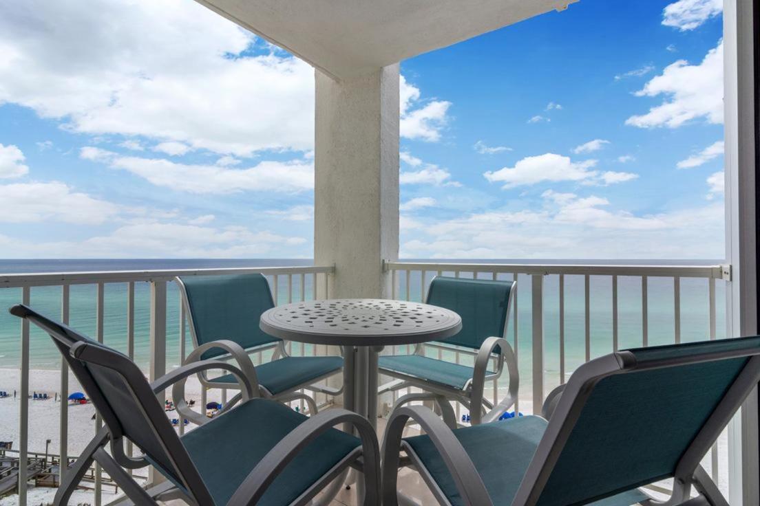 2096 Front 3 Bdrm Beachfront Free Setup Holiday home *