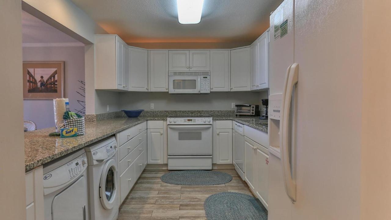 Aegean 210 - Updated 2 Bedroom 2 Bath At The Aegean Destin