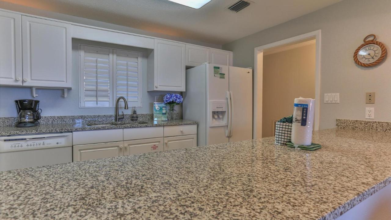 Holiday home Aegean 210 - Updated 2 Bedroom 2 Bath At The Aegean Destin