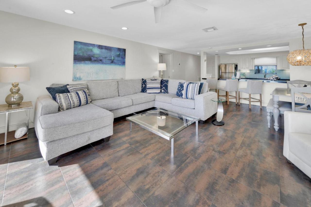 Aegean 211 - Updated 2nd Floor Aegean Holiday home Destin