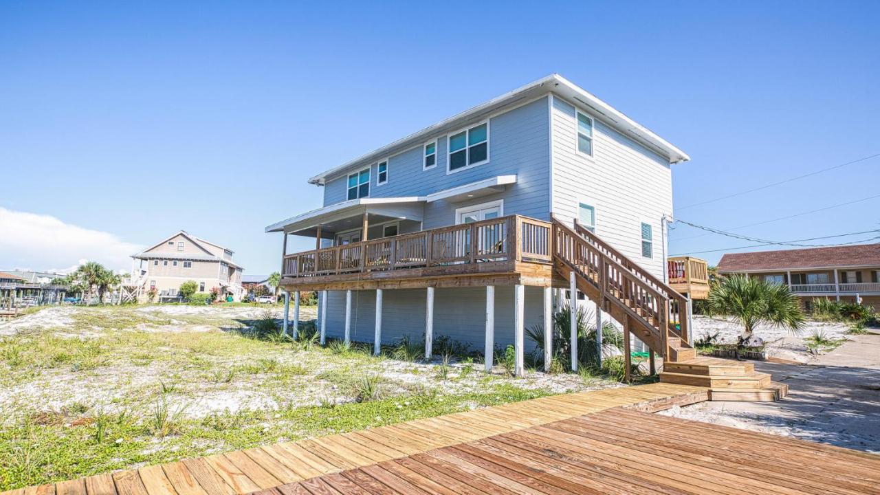 The Back Porch - Is A Relaxing 4 Bedroom 3 Bathroom House On Isle Holiday home Destin