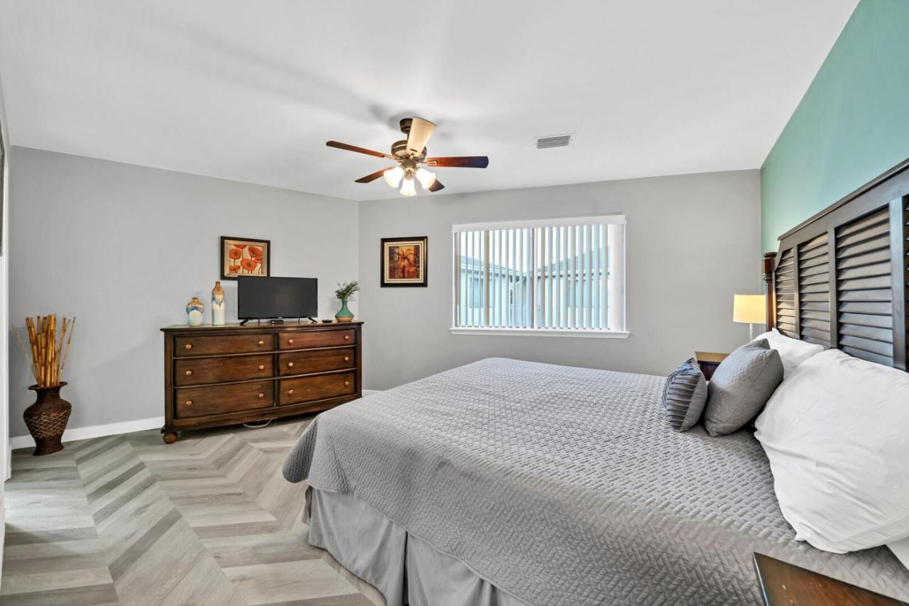Crystal Village Ii 6b - Close To The 2bd 2ba Destin