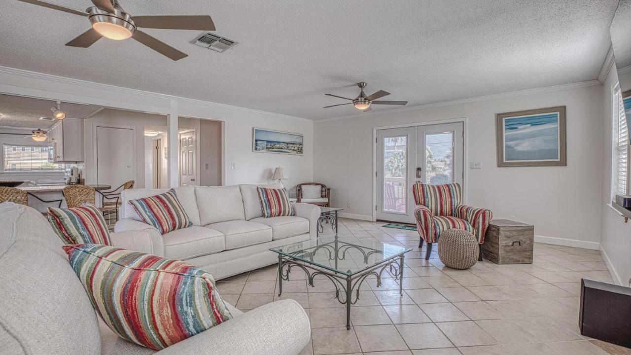 Holiday home The Back Porch - Is A Relaxing 4 Bedroom 3 Bathroom House On Isle