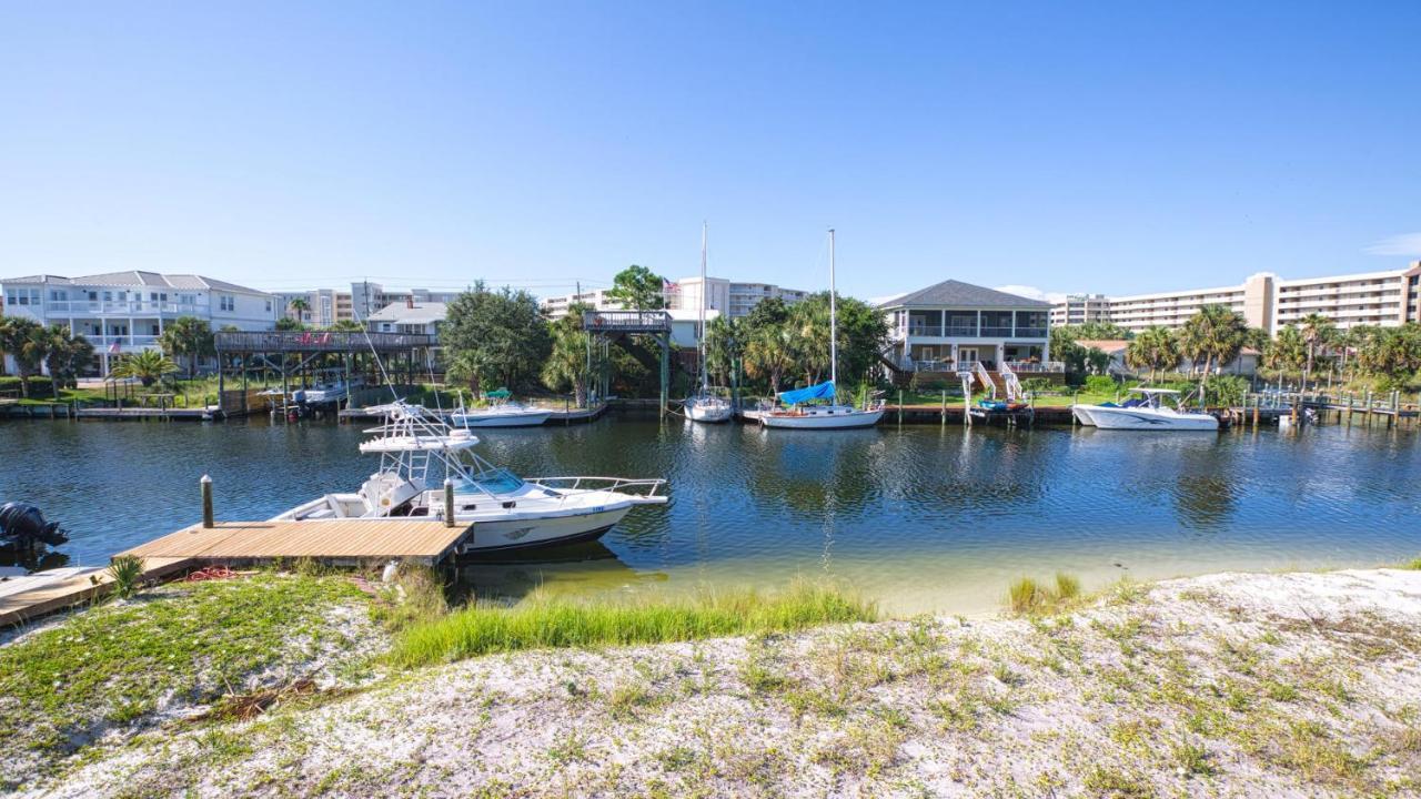 Holiday home The Back Porch - Is A Relaxing 4 Bedroom 3 Bathroom House On Isle Destin
