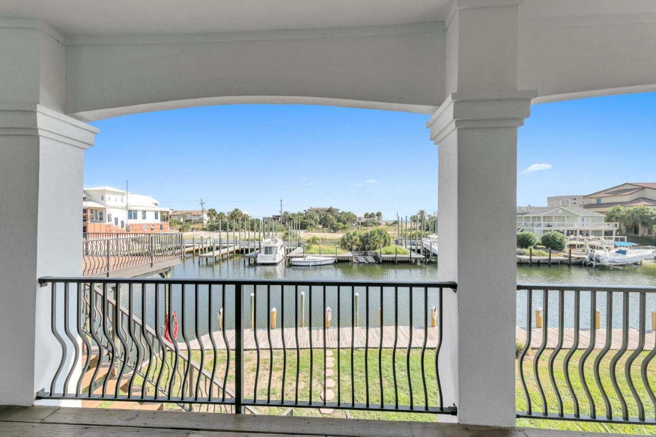 Holiday home Aqua Bella - Boater's Delight On Isle *