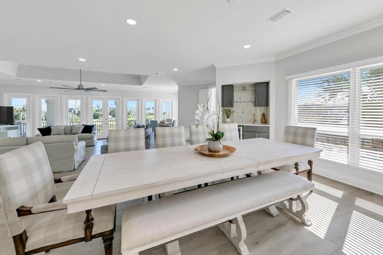 Aqua Bella - Boater's Delight On Isle Holiday home Destin