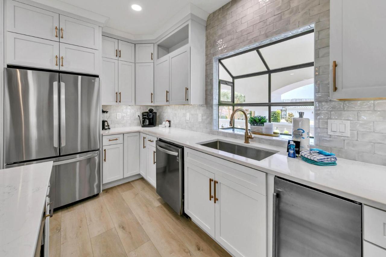 Aqua Bella - Boater's Delight On Isle * Destin
