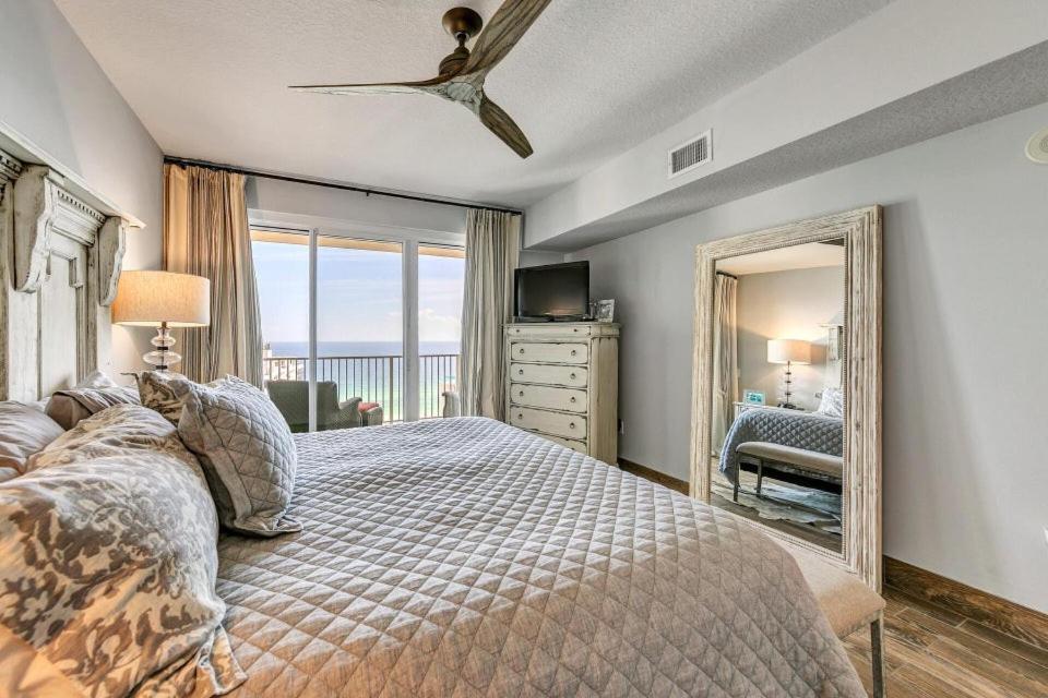 Holiday home Ariel Dunes 2103 Salty Bull Fabulous Updated Condo!