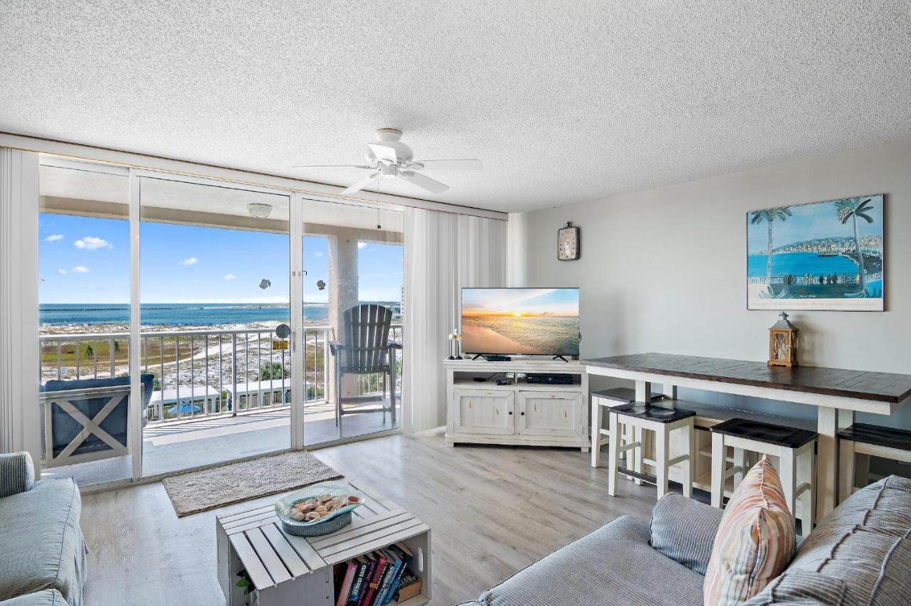 Magnolia House 406 At Pointe Apartment