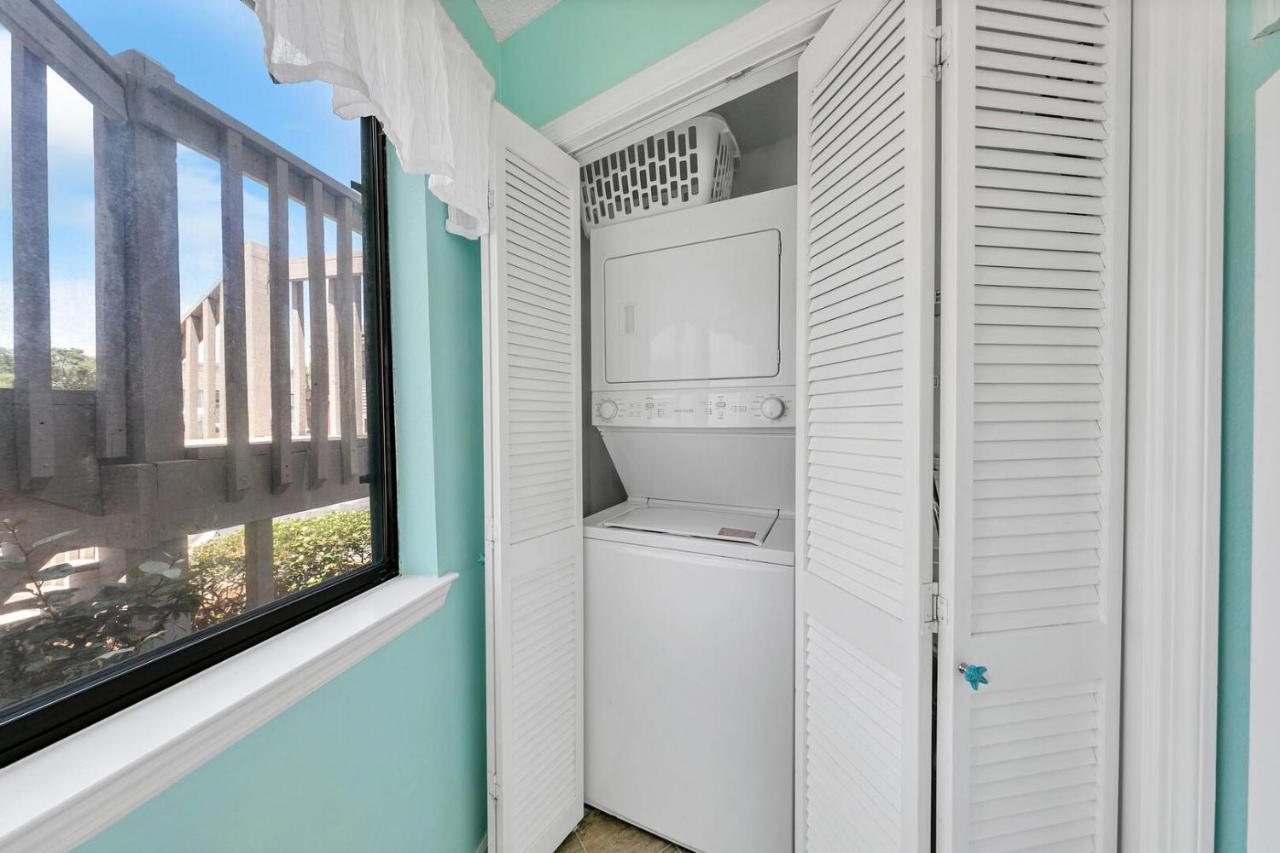 Holiday home Crystal Village Ii 18a - 2bedroom 2ba Near The Sleeps 6!