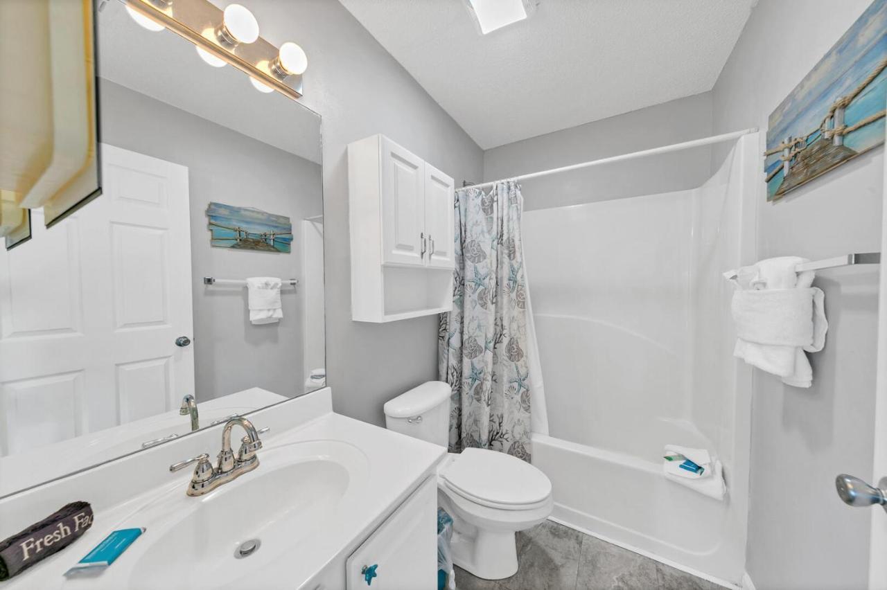 Crystal Village Ii 18a - 2bedroom 2ba Near The Sleeps 6!