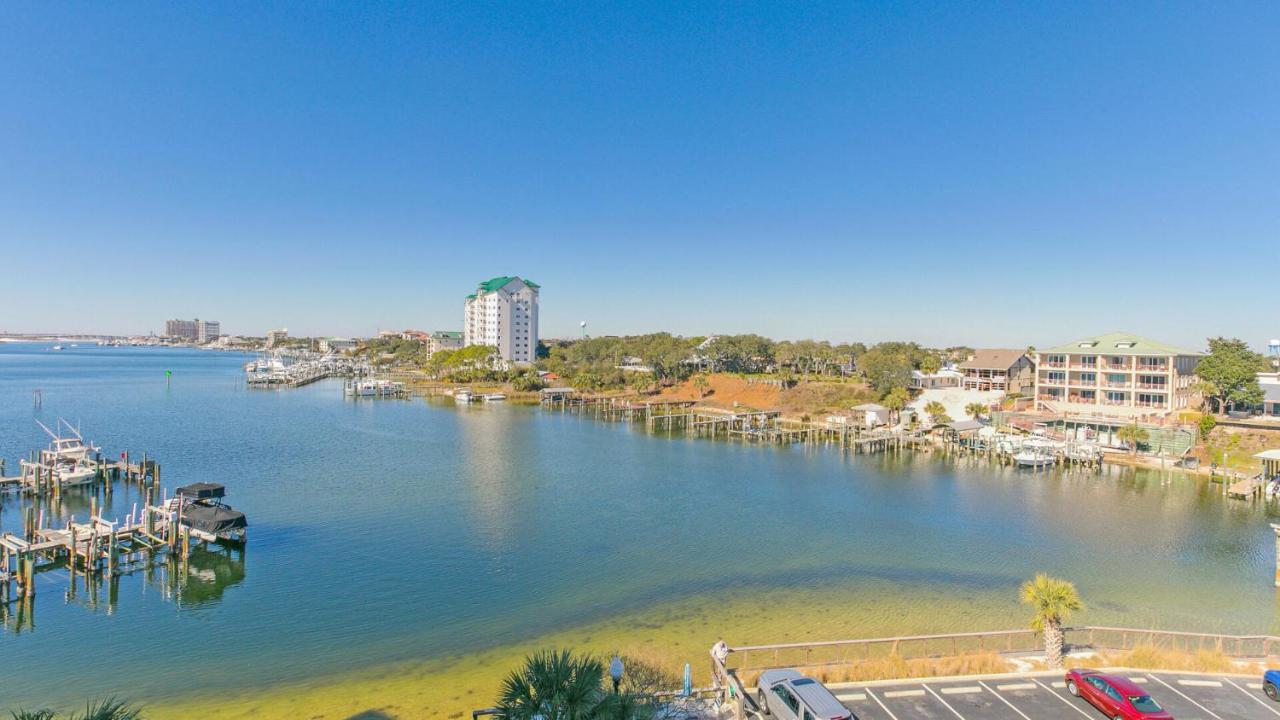 Dolphin Point 601b - Remodeled 2br With Harbor Views Destin