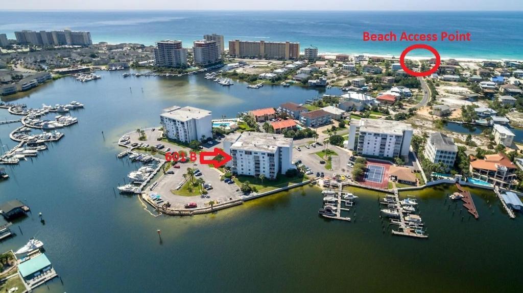 Holiday home Dolphin Point 601b - Remodeled 2br With Harbor Views