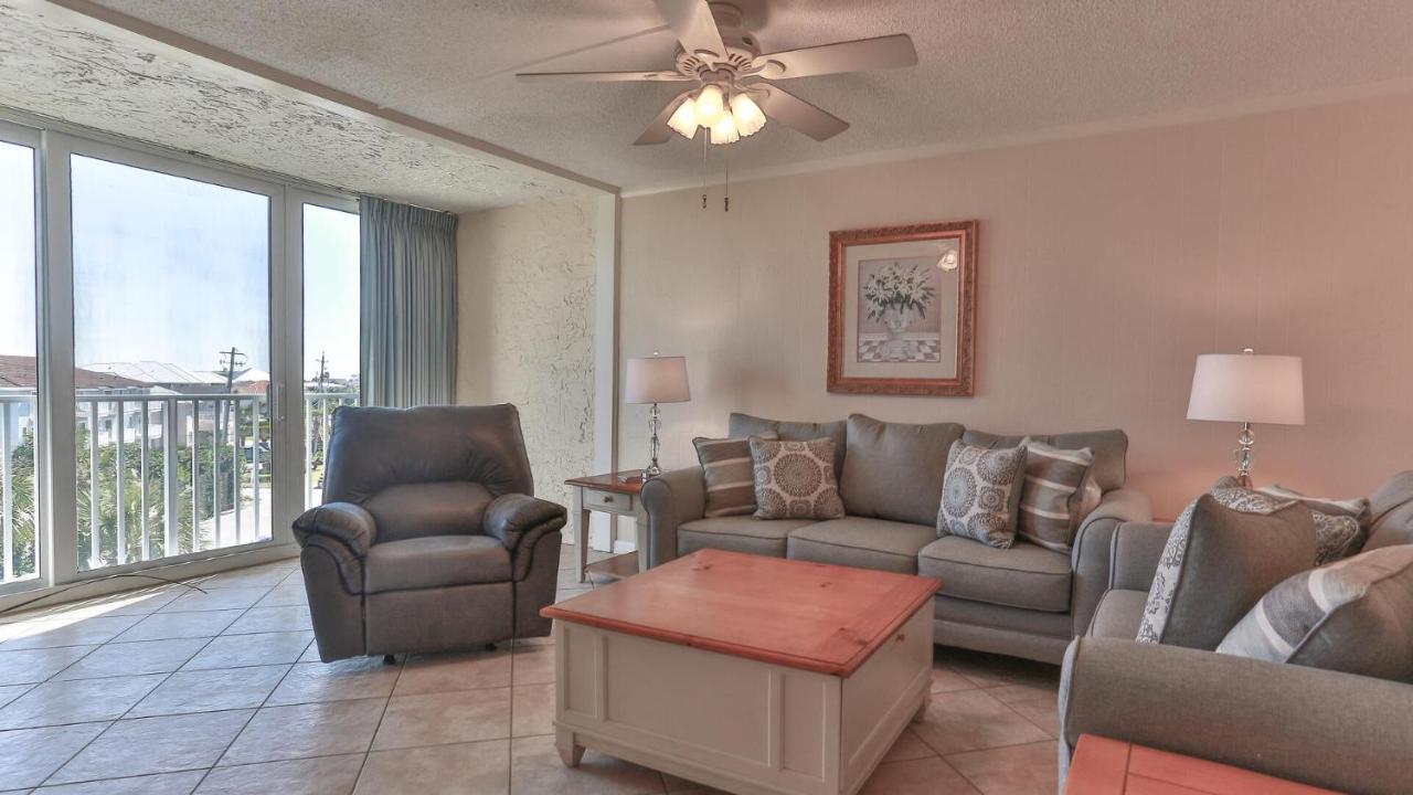 Dolphin Point 404b - 2br On With Views Of Harbor