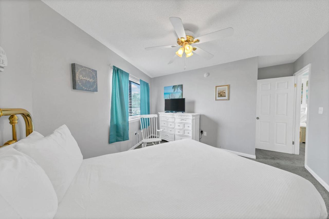 Crystal Village Ii 18a - 2bedroom 2ba Near The Sleeps 6! Holiday home