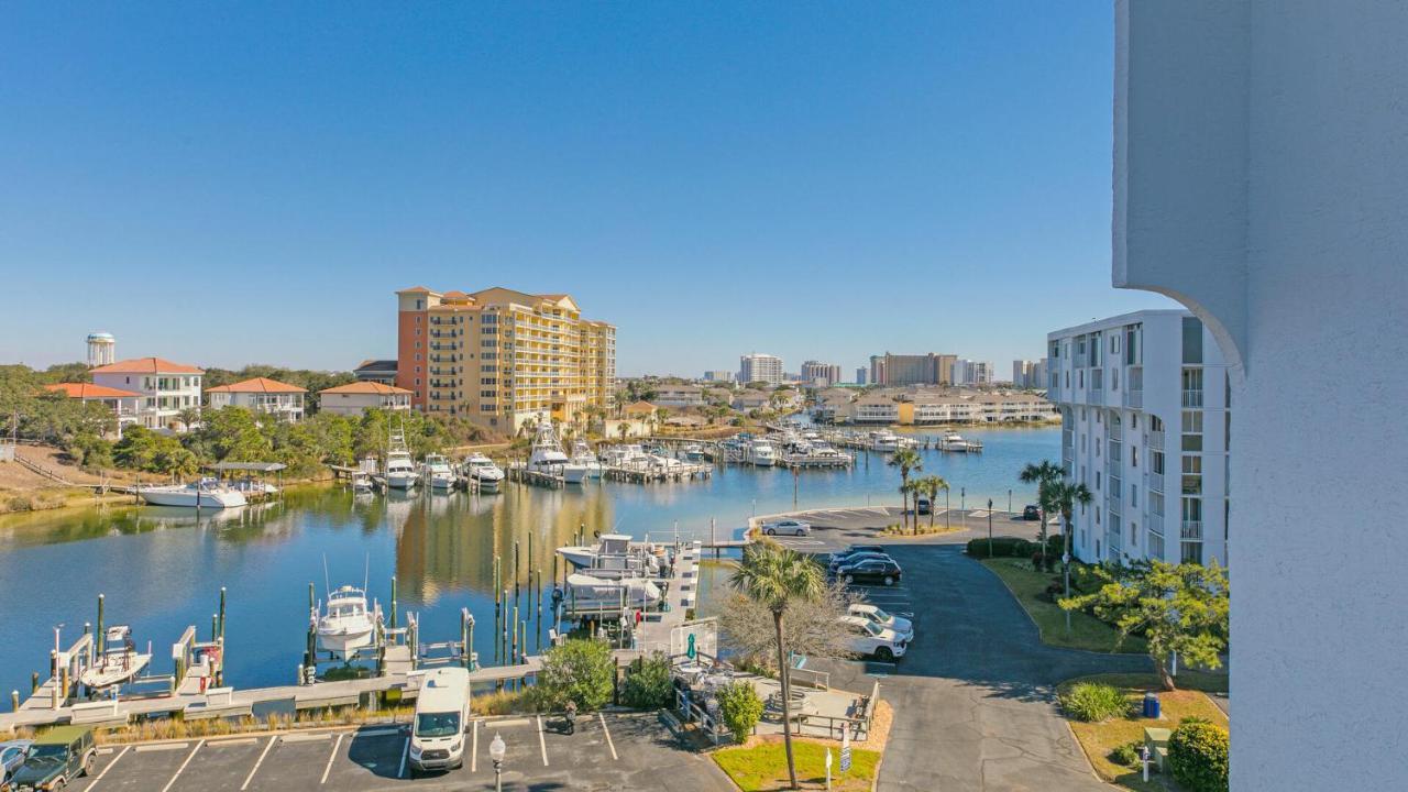 Holiday home Dolphin Point 601b - Remodeled 2br With Harbor Views *