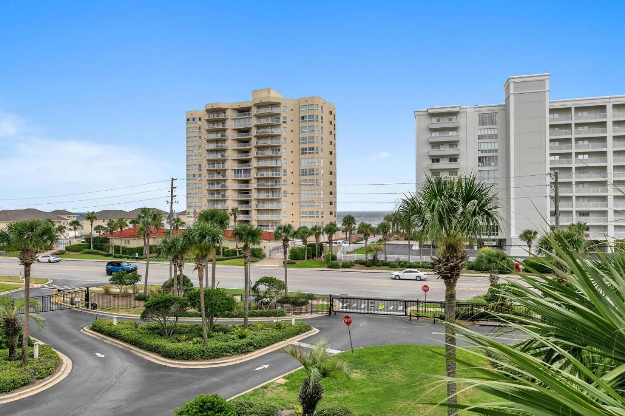 Harbor Landing 101b - 3br With Harbor Views On Isle Holiday home Destin