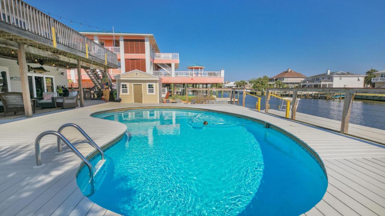 Holiday home Palm Breeze - Is A 4br With Private Pool And Boat Dock In Destin