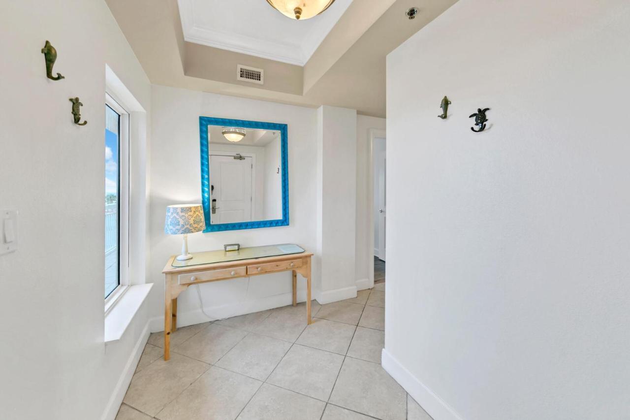 Harbor Landing 101b - 3br With Harbor Views On Isle Holiday home Destin