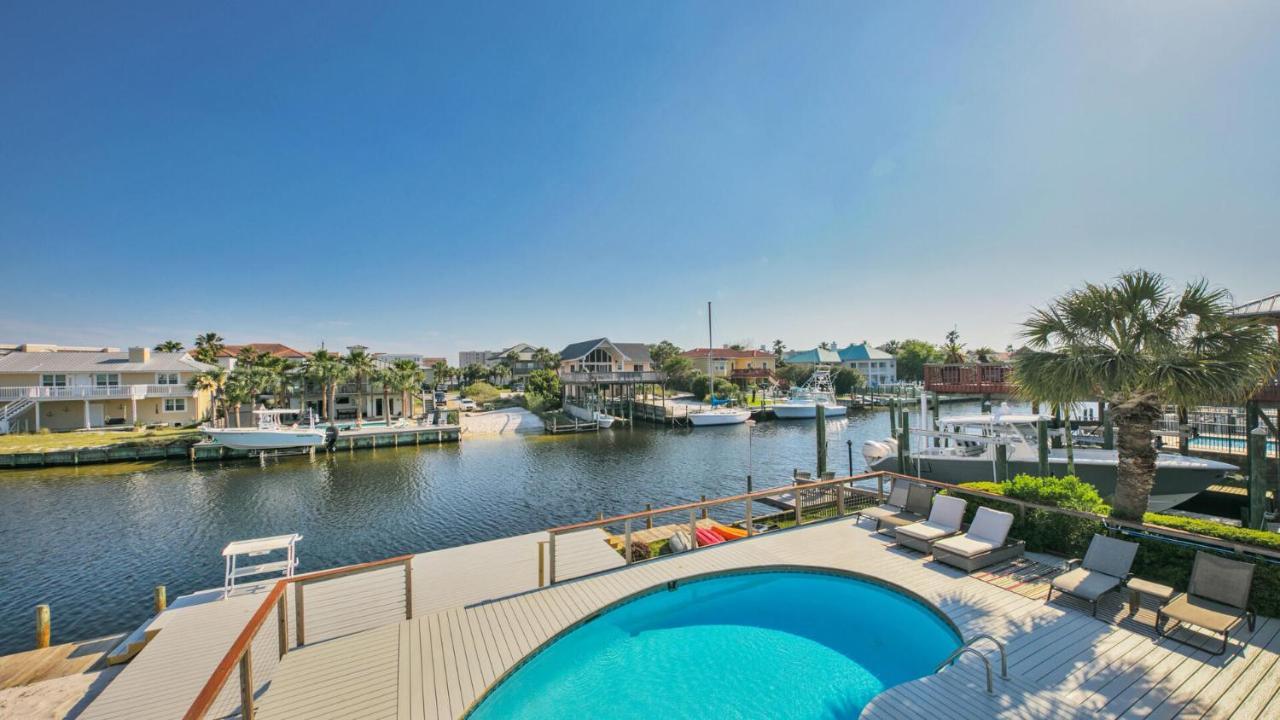 Holiday home Palm Breeze - Is A 4br With Private Pool And Boat Dock In