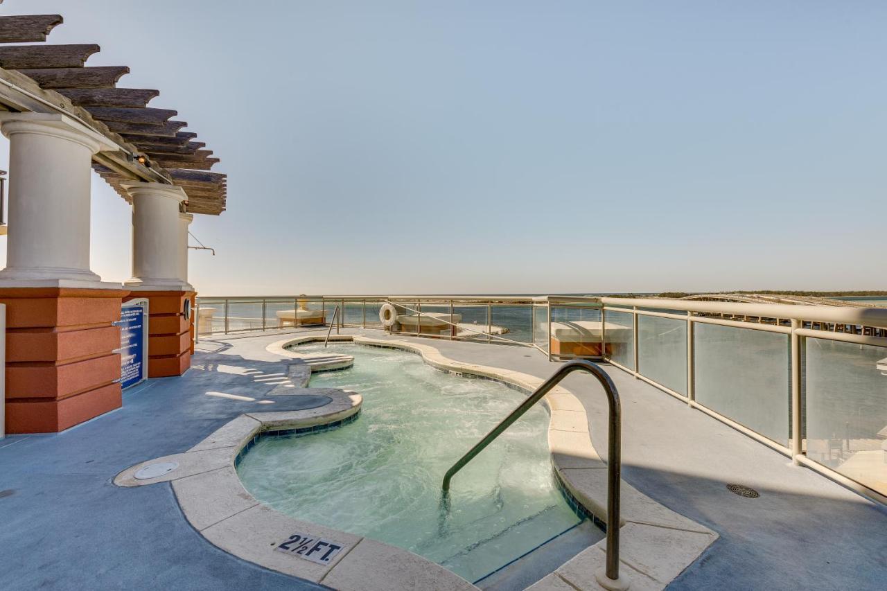 Emerald Grande Beach, Marina And Ocean View