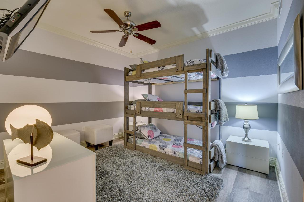 Apartment Emerald Grande Beach, Marina And Ocean View *