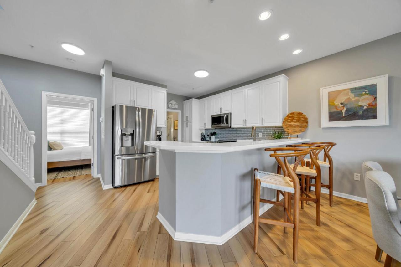 Walking Distance To Beach! Bc Pointe Townhomes 403 Holiday home Destin