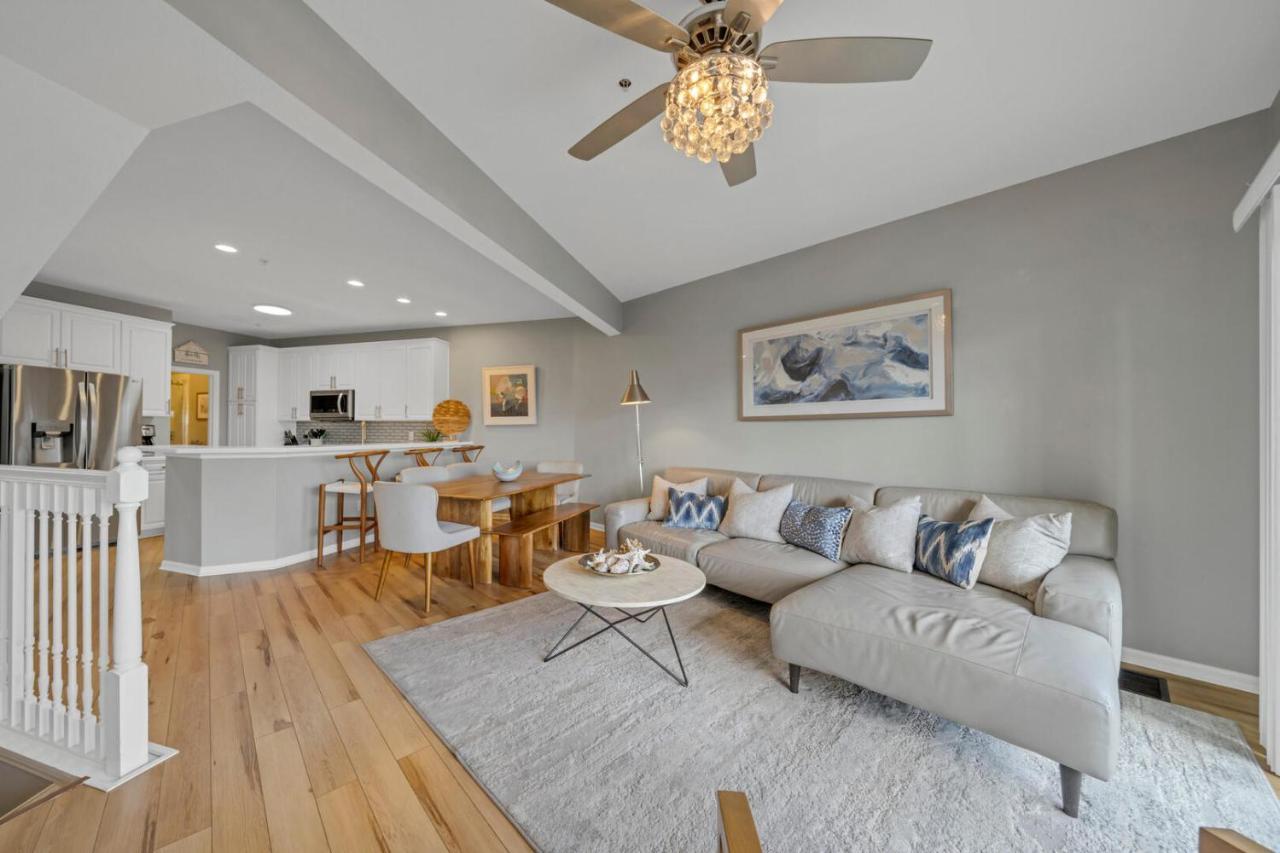 Walking Distance To Beach! Bc Pointe Townhomes 403 Holiday home Destin