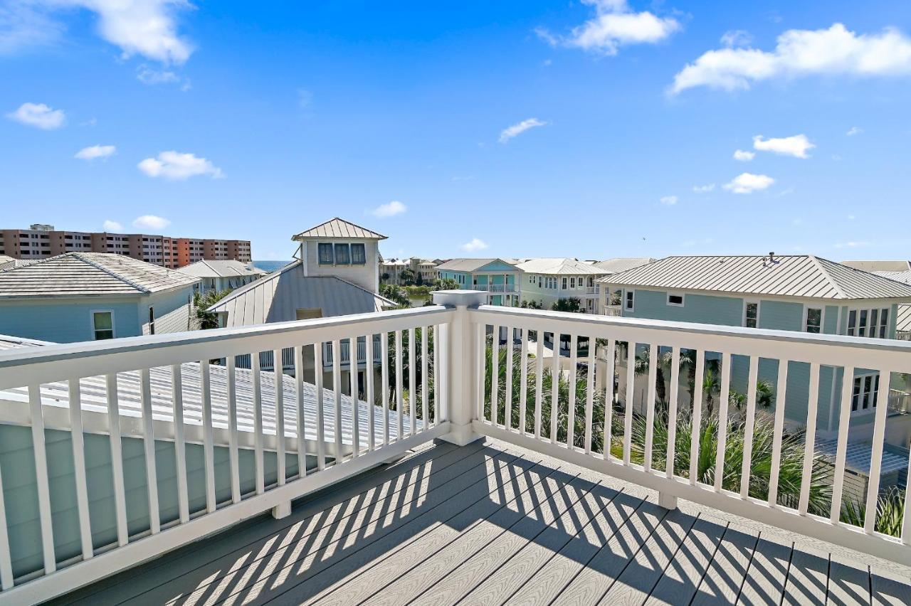 Serenity At Pointe Holiday home *