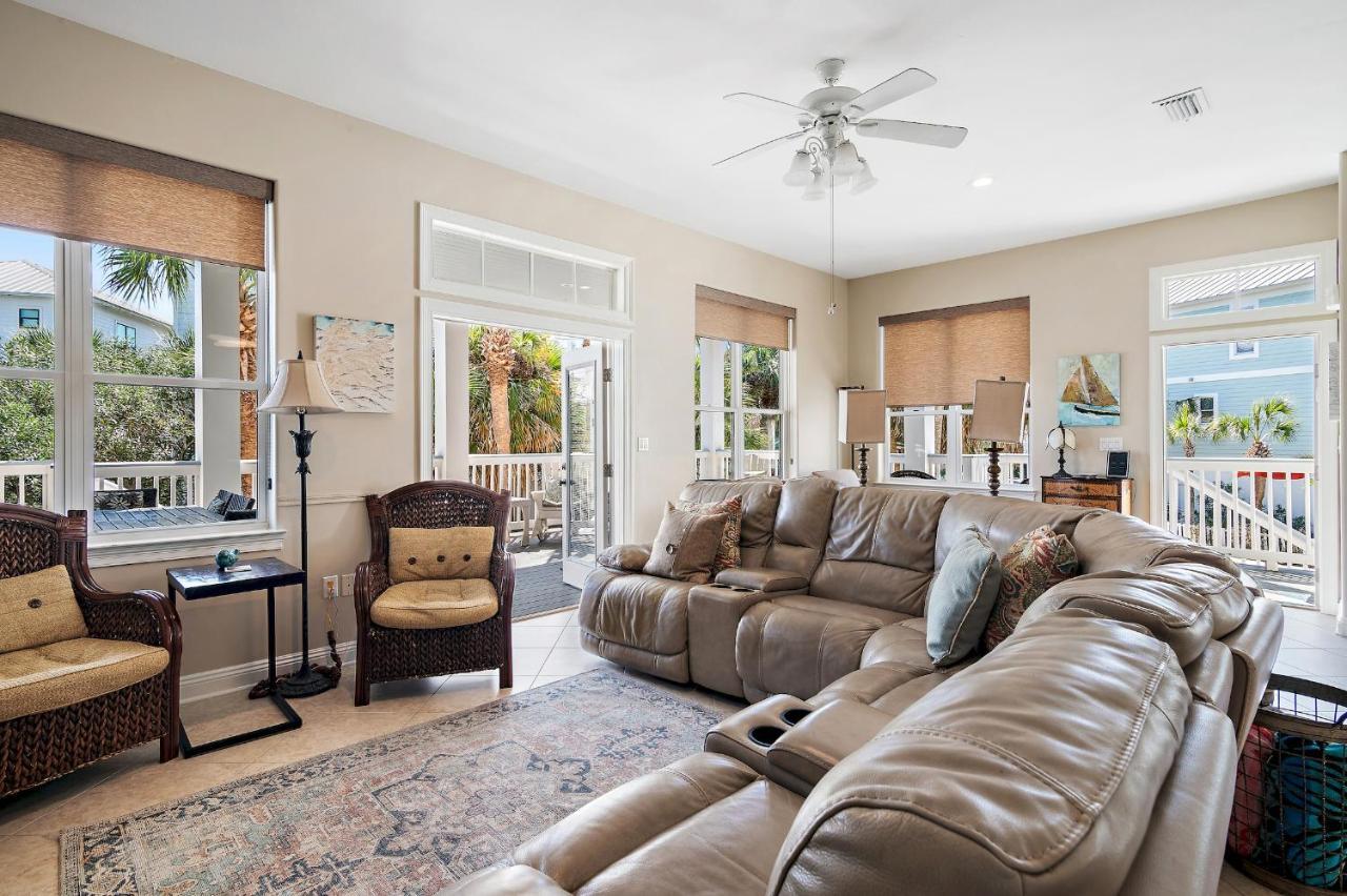 Holiday home Serenity At Pointe