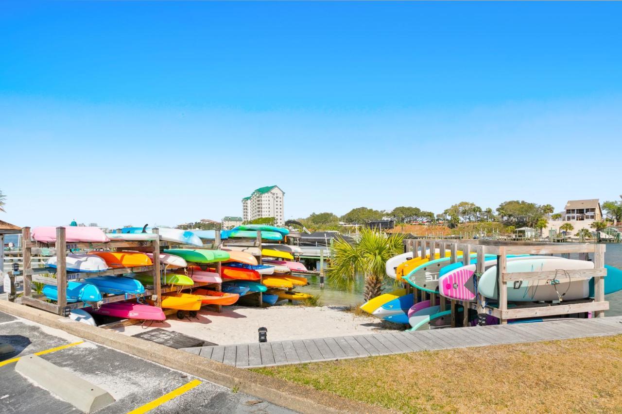 Apartment Dolphin Point 105a *