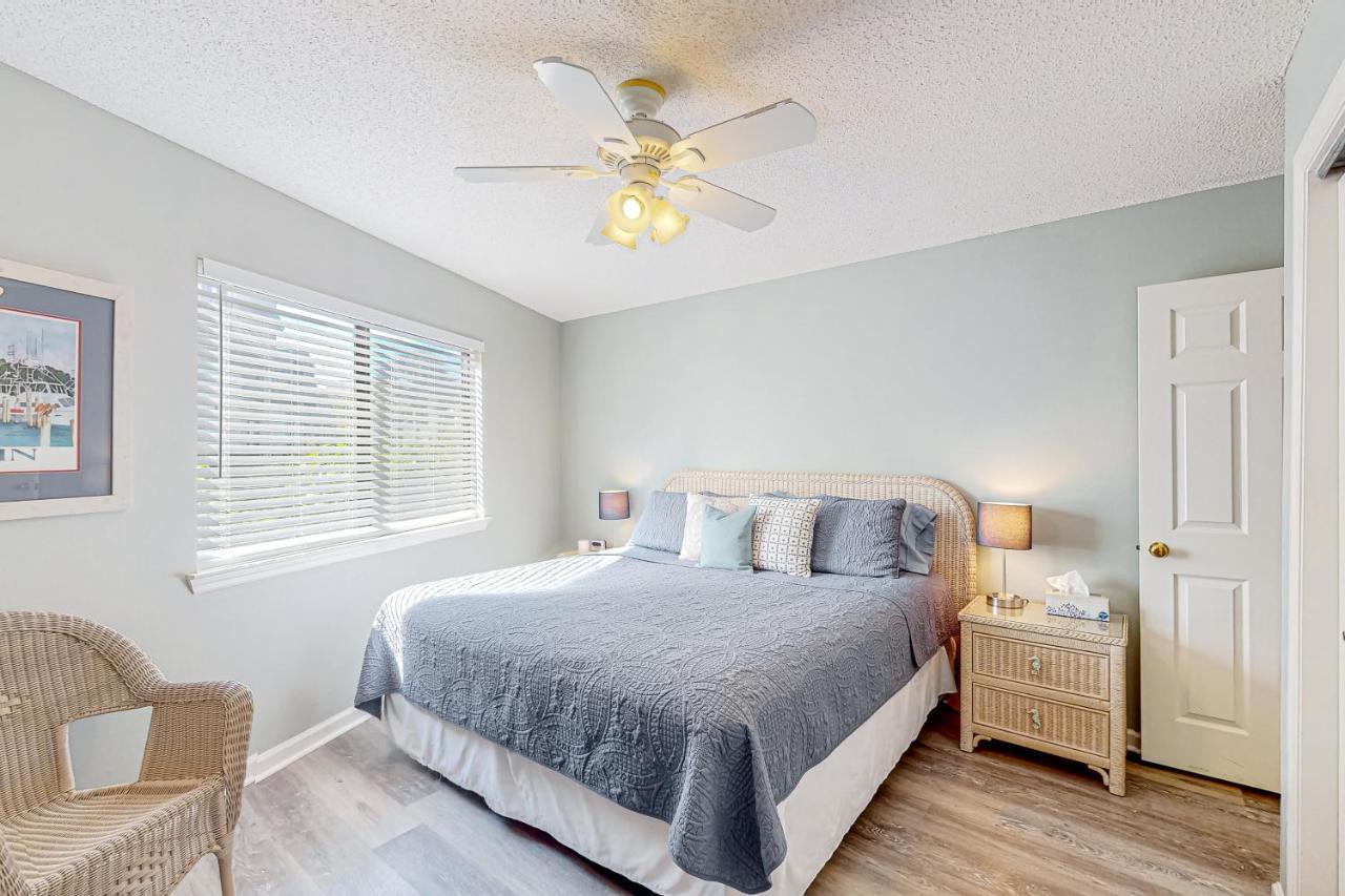 Crystal Village, Unit 20a Apartment Destin