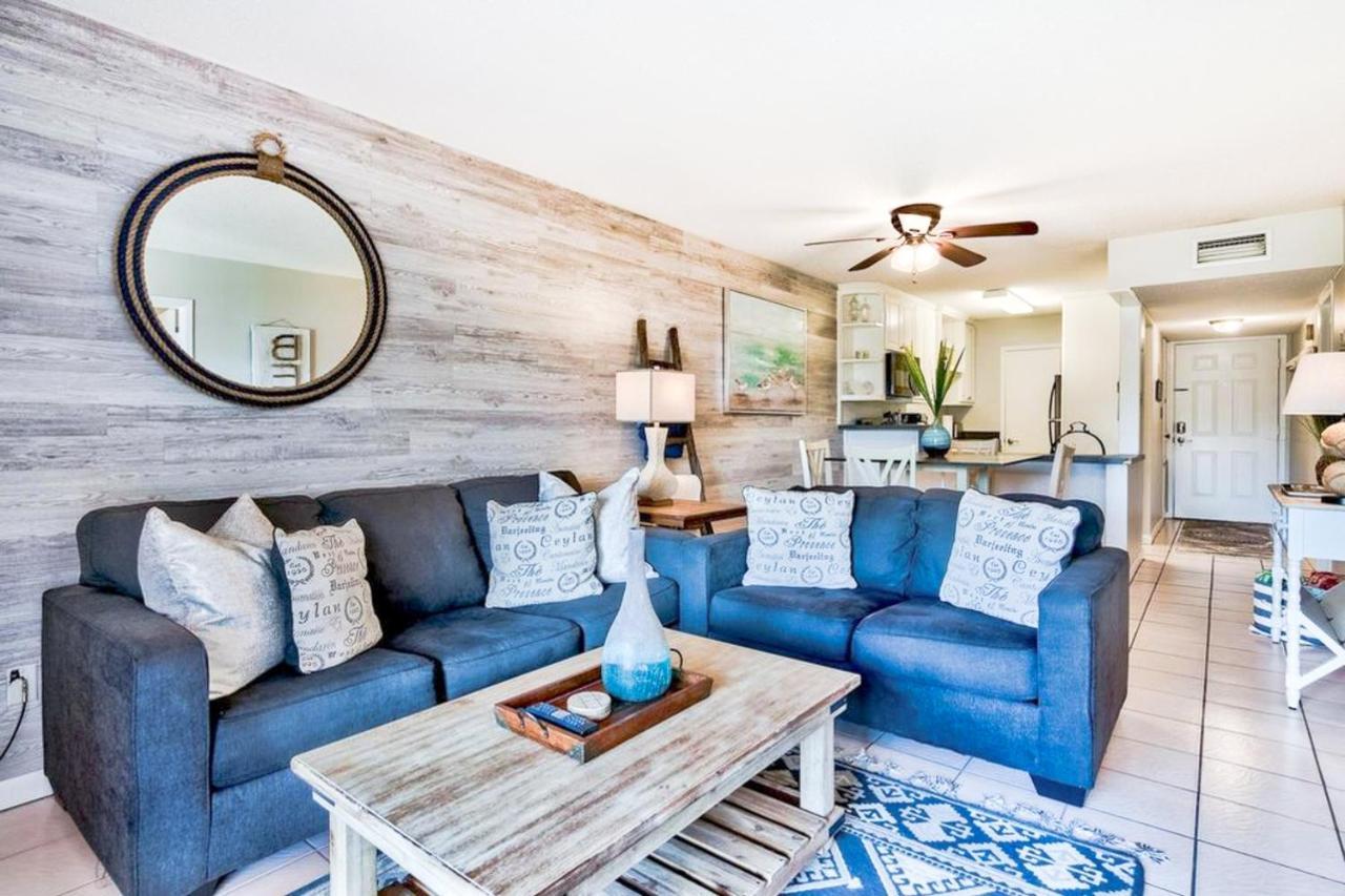 Tradewinds 4 Apartment *