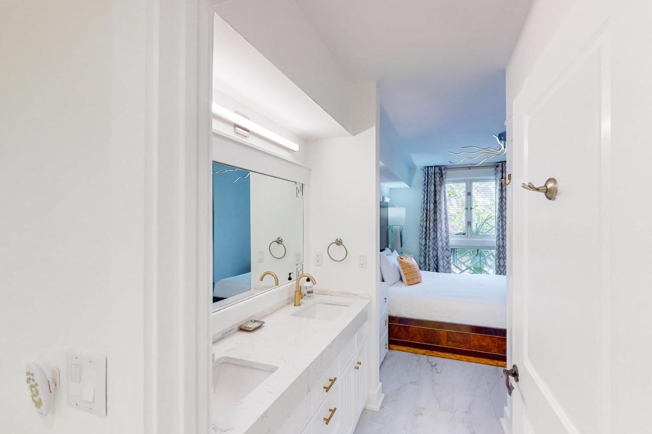 Baytowne Wharf Market Street 336 And 338 Combo Apartment Destin