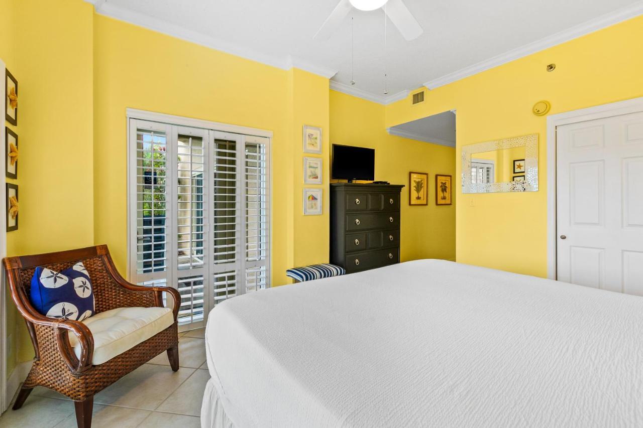 Tops'l Manor 110 *