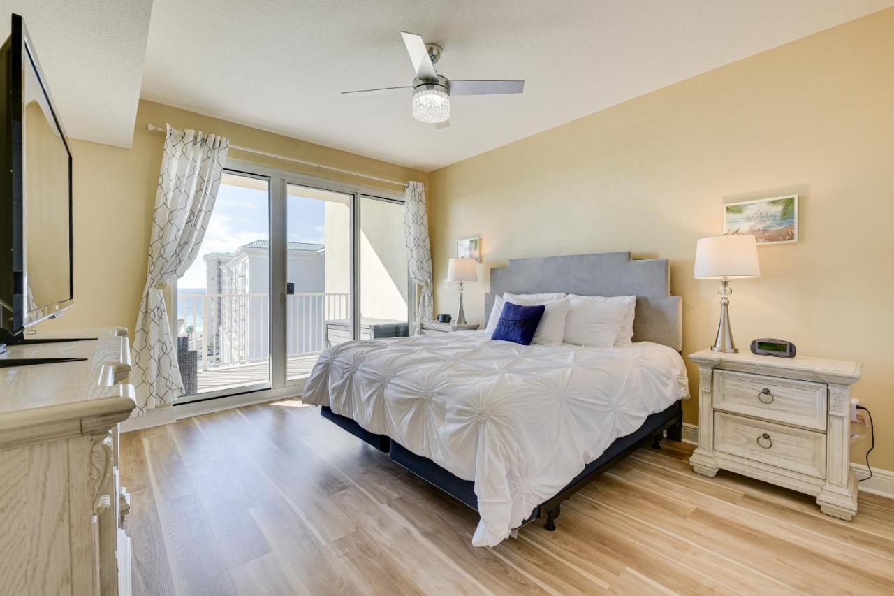 Miramar Getaway With Balcony And Ocean View! Destin