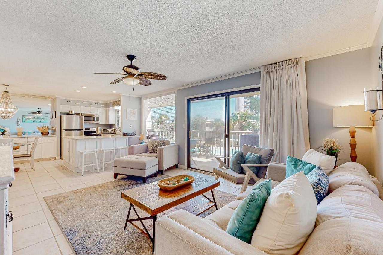 Silver Dunes A202 Apartment