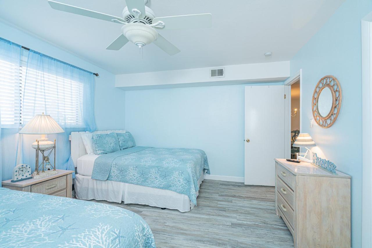 Apartment Cozy Oasis 2 Bdrm In *