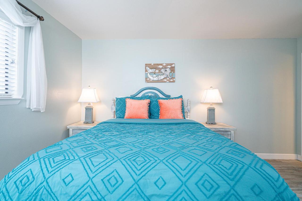 Cozy Oasis 2 Bdrm In Apartment *