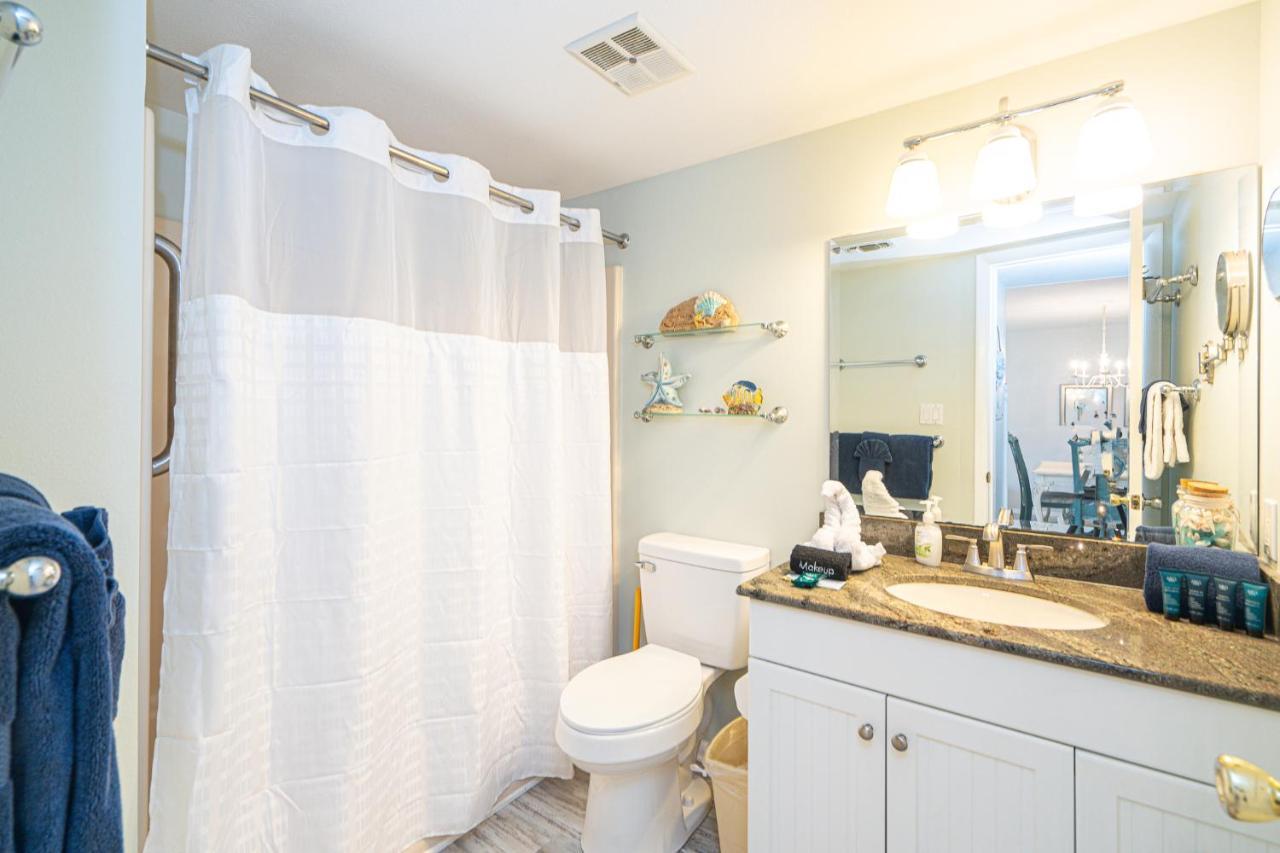 Apartment Cozy Oasis 2 Bdrm In *
