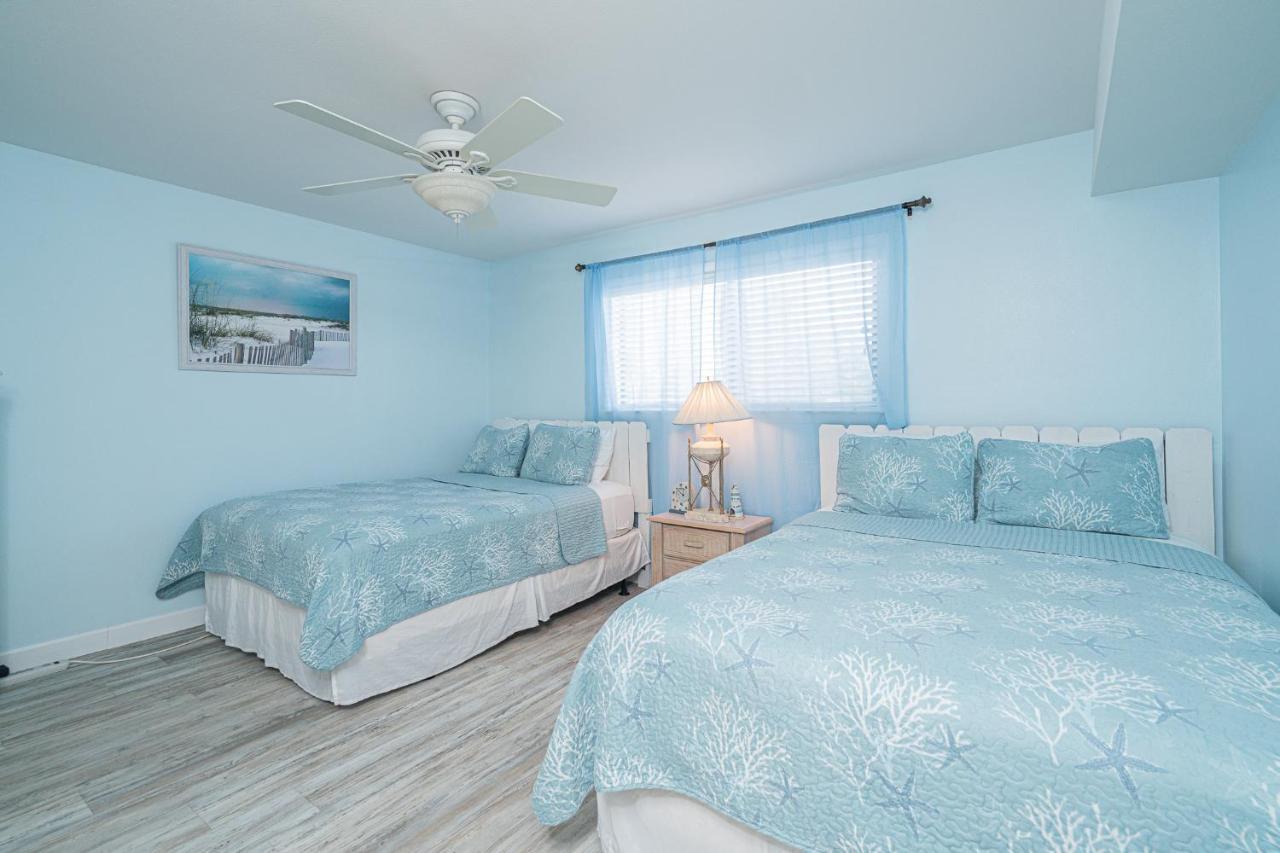 Apartment Cozy Oasis 2 Bdrm In *