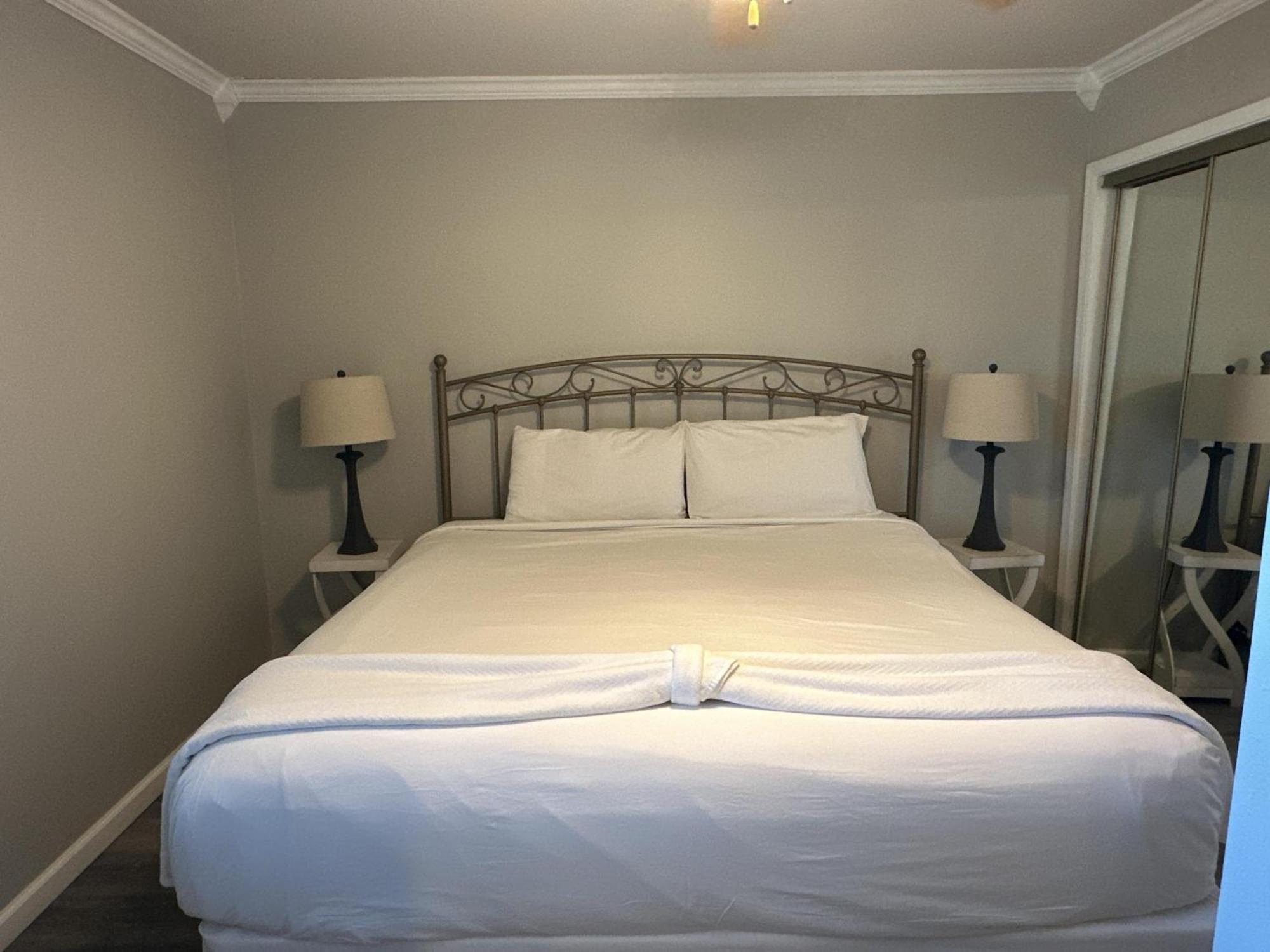Apartment 9 A, One Bedroom *