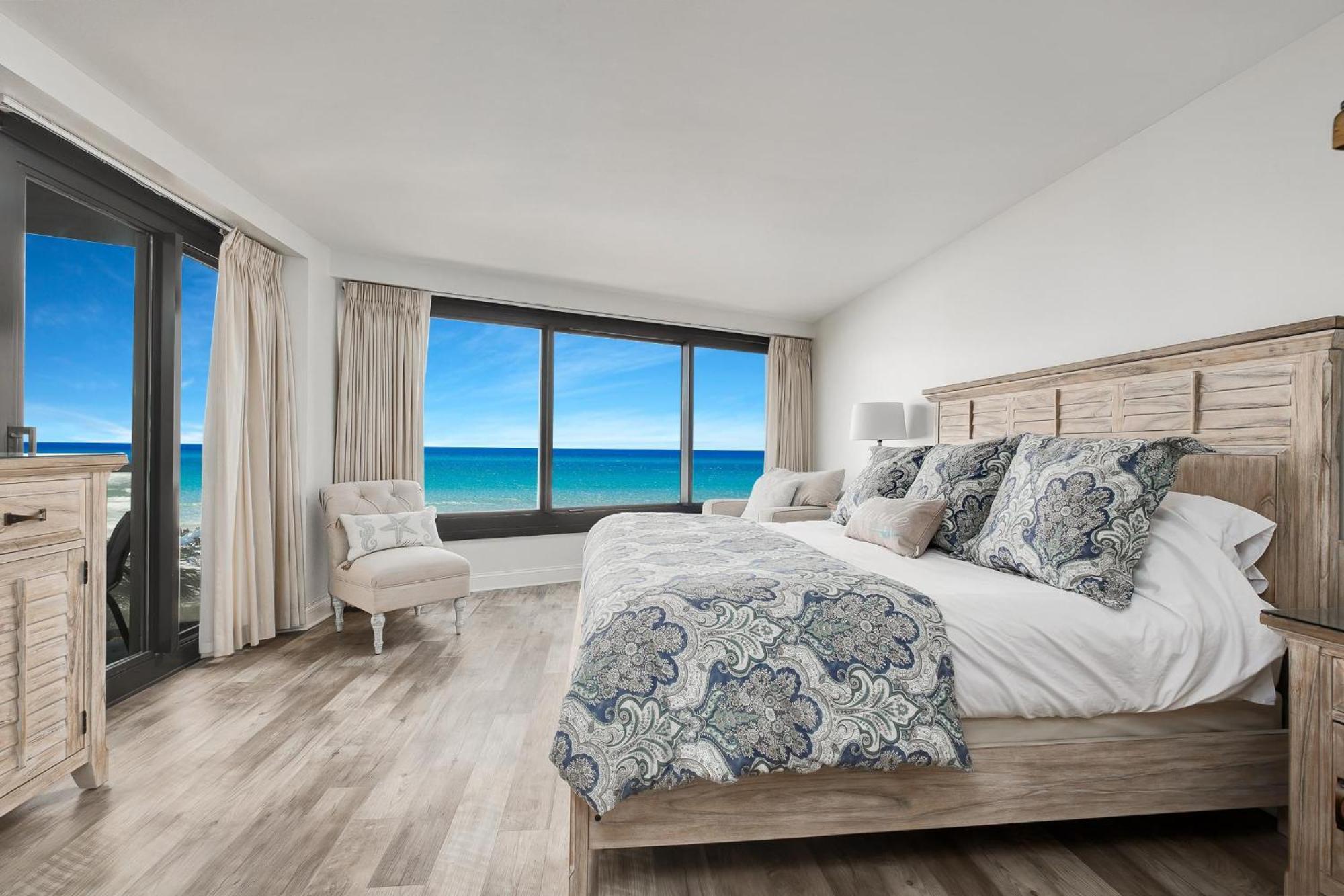 Beachside Two 4230 Holiday home *