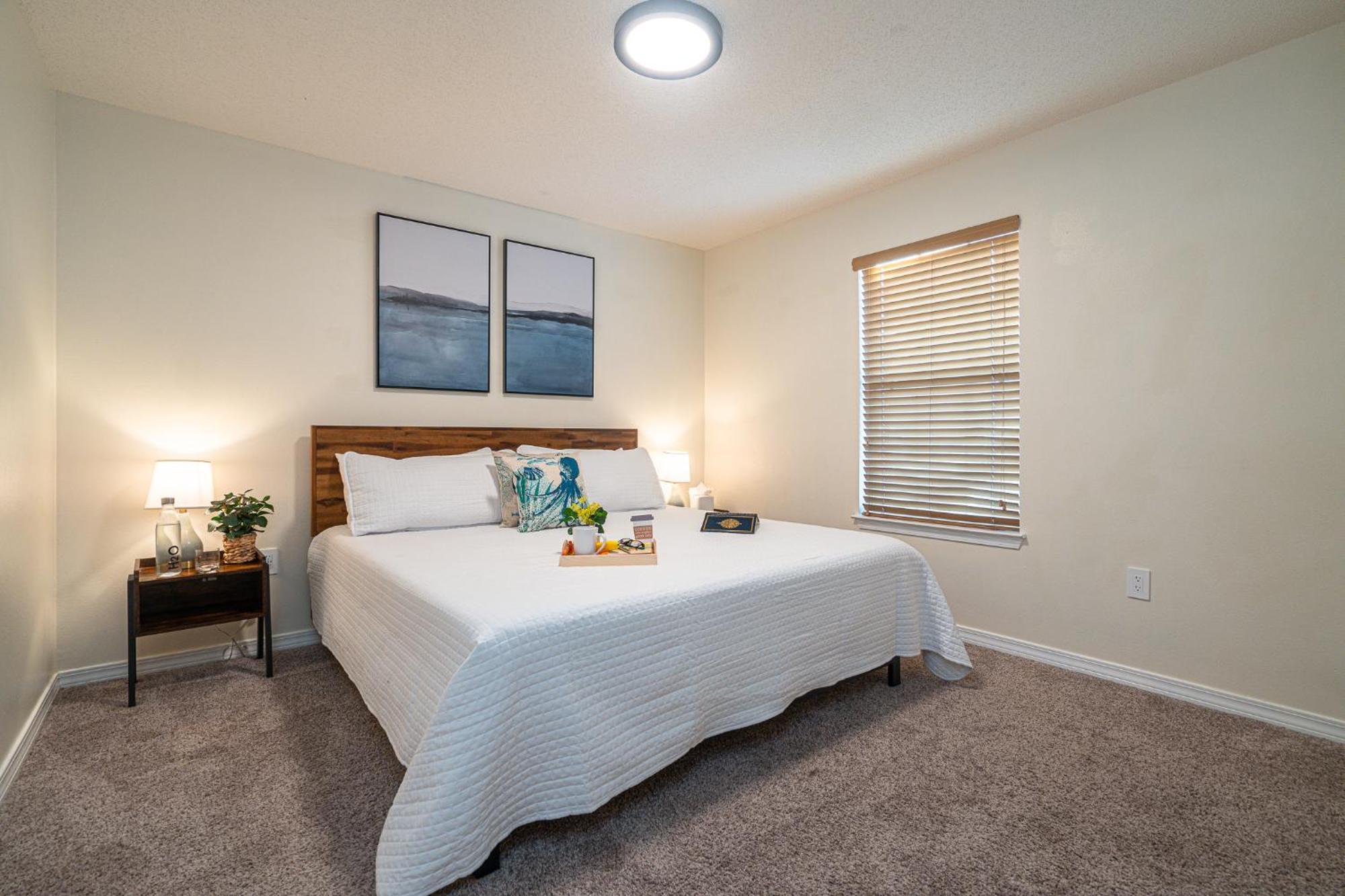 Heated Pool And Golf Cart, Walk To Beach! Best Deal! * Destin