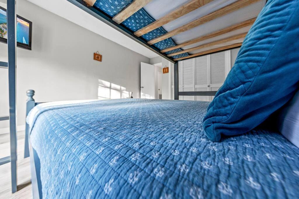 Blue Haven With Pool