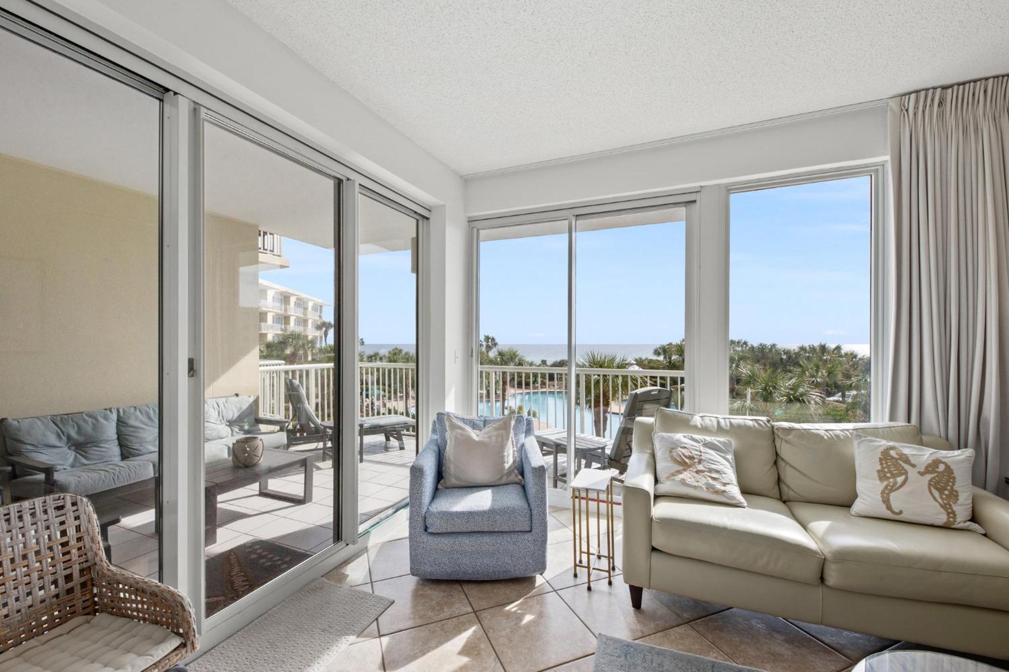 Fun In The Sun! Crescent At Miramar - Gulf Front+beach Chairs * Destin