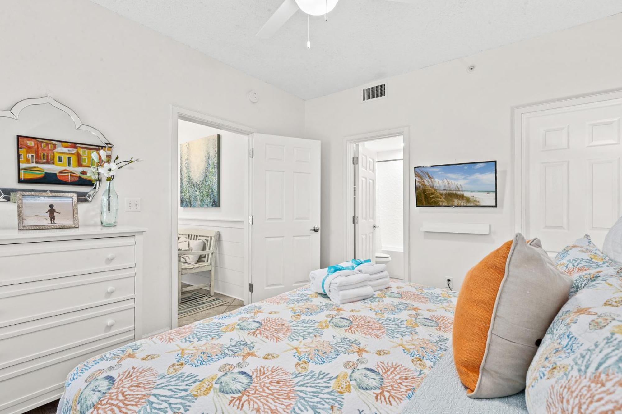 Holiday home Fun In The Sun! Crescent At Miramar - Gulf Front+beach Chairs