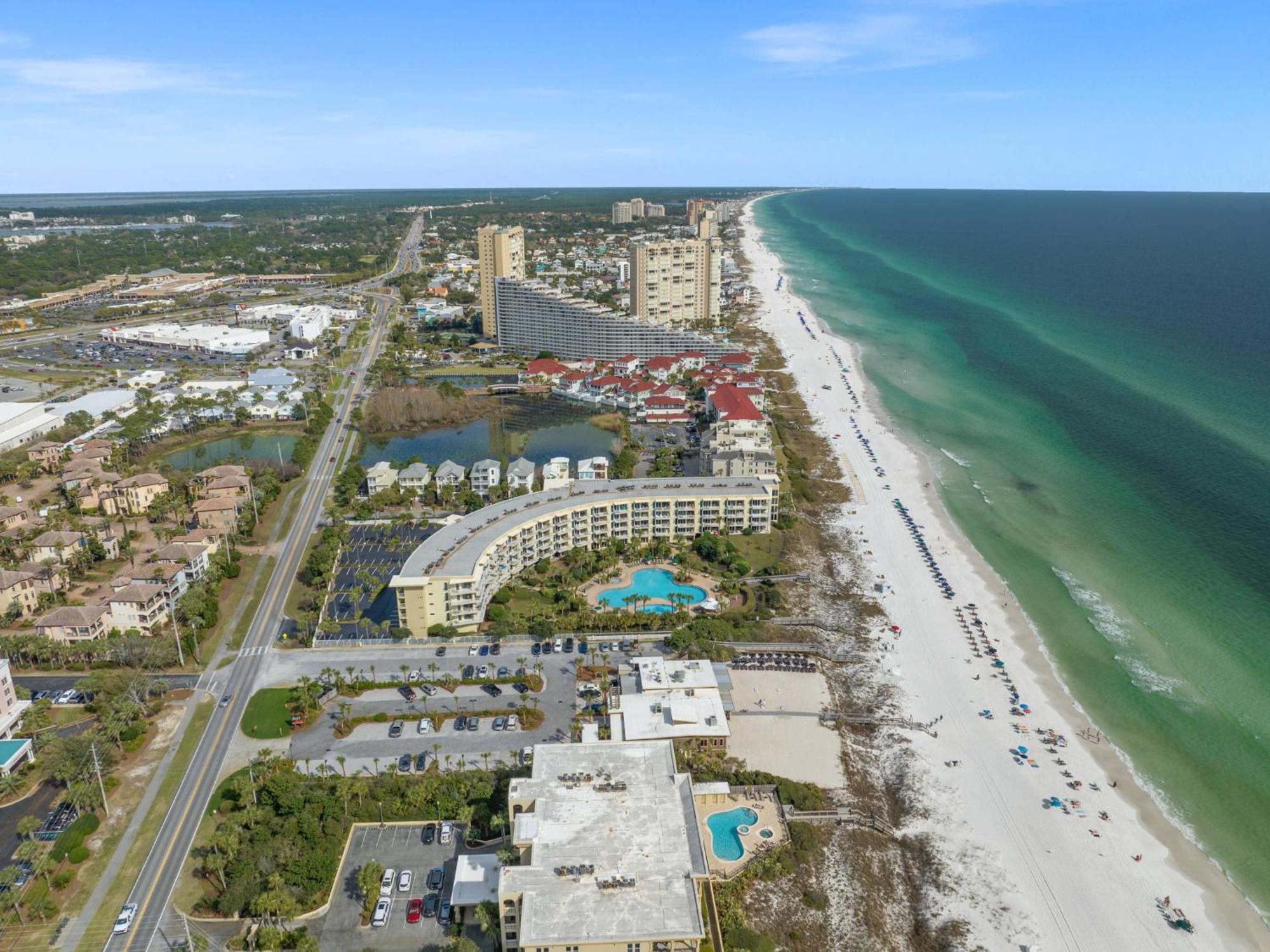 Fun In The Sun! Crescent At Miramar - Gulf Front+beach Chairs