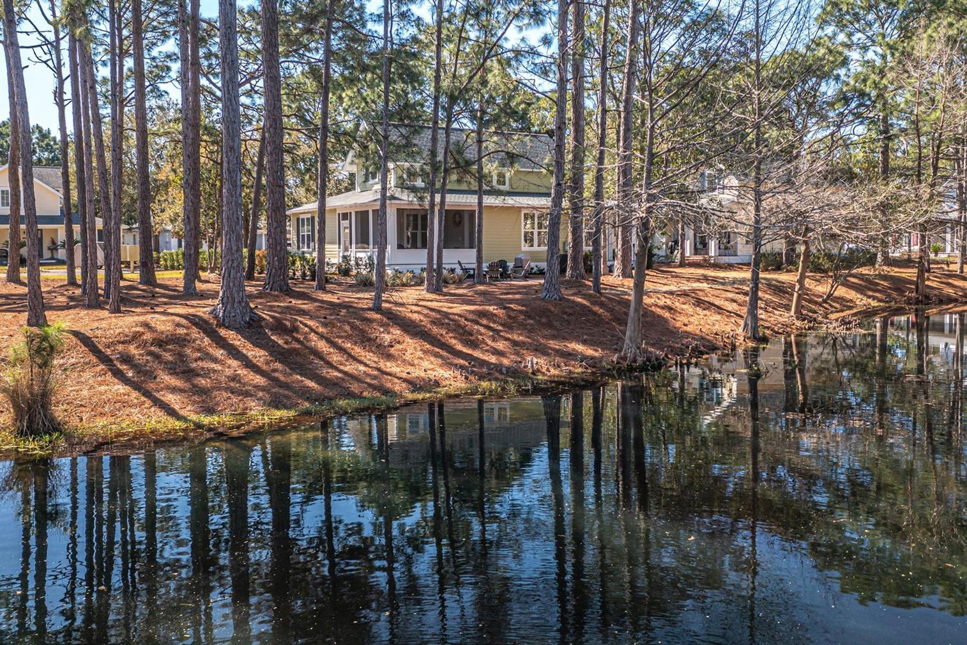 1299 Laurel Grove