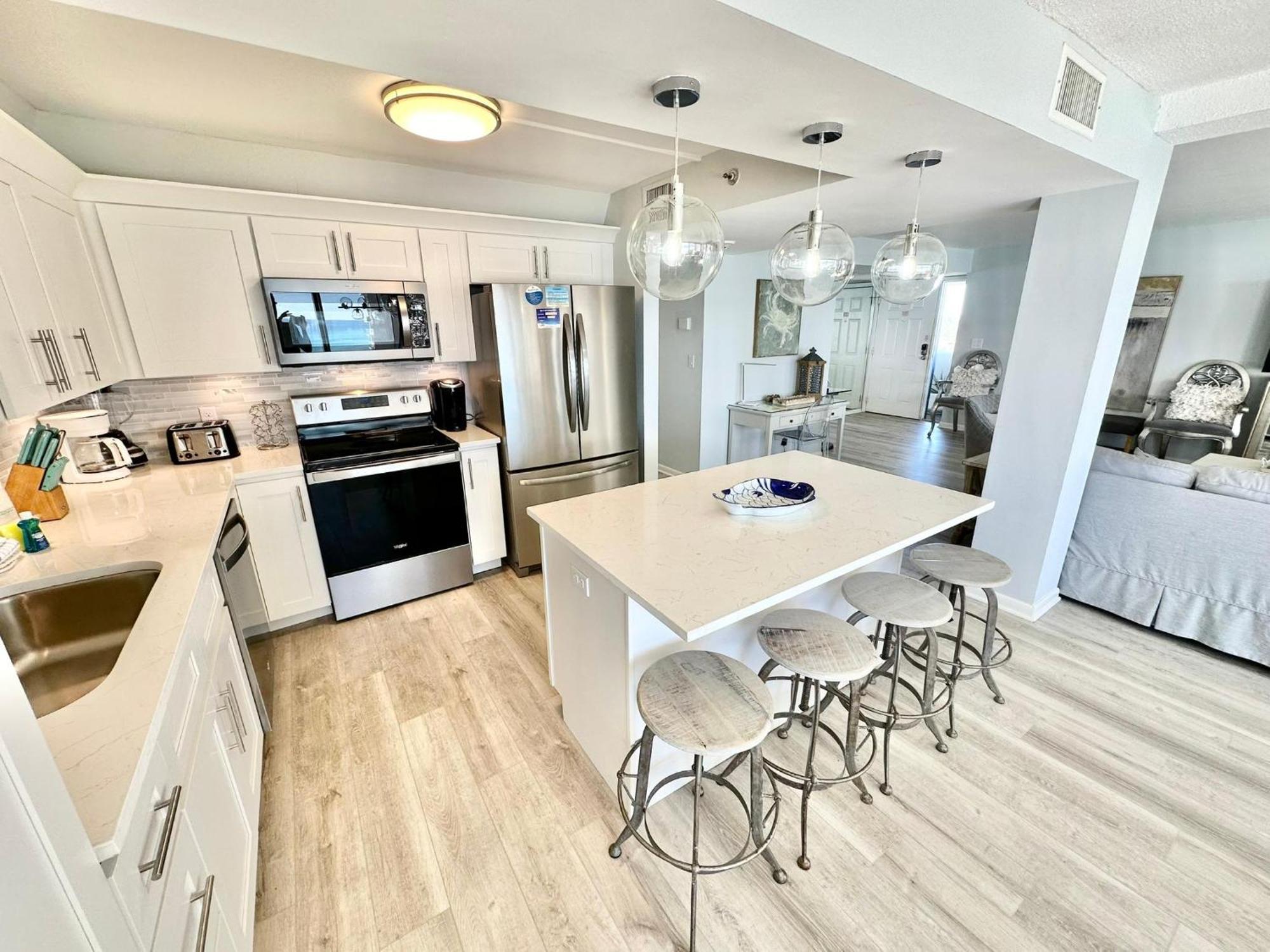 4096 Beachside One